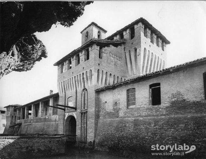 Castello Di Pagazzano