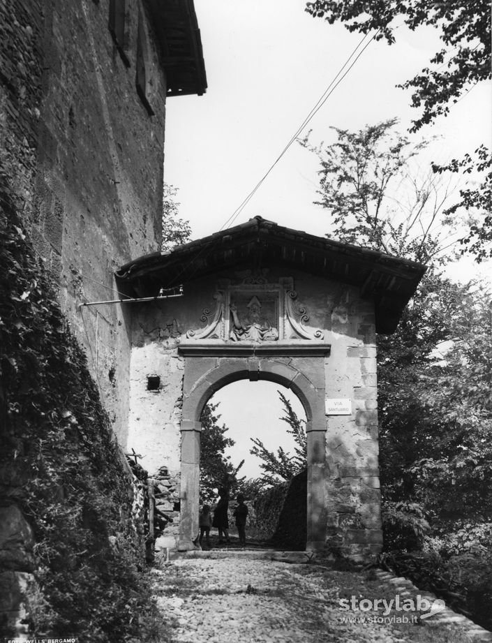 Ingresso Santuario Del Monte Di Sombreno