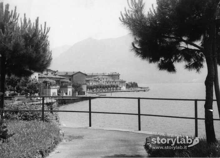 Scorcio Sul Lago D'Iseo, Castro