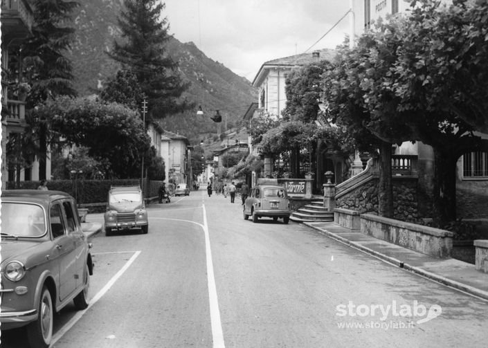 Veduta Strade Di Piazza Brembana