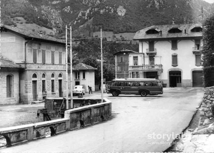 A Spasso Col Pullman Per Piazza Brembana