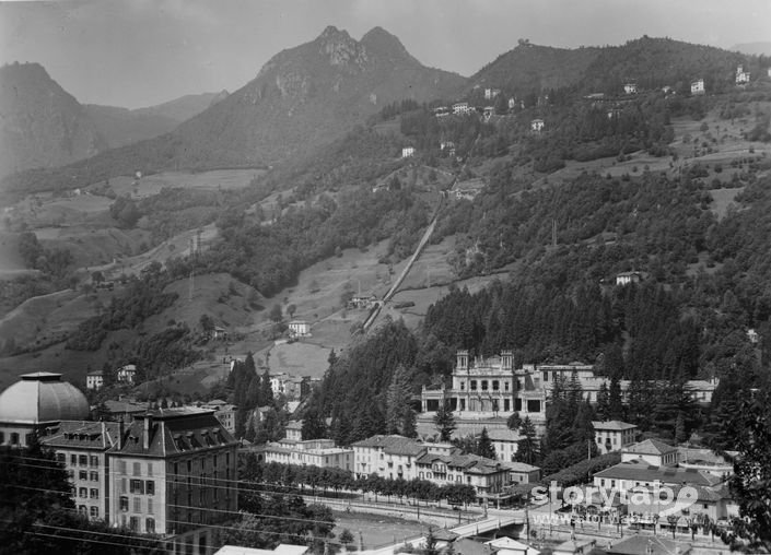 Casinò E Funicolare Di San Pellegrino Terme 