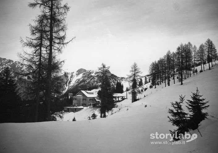 Paesaggio Di Montagna