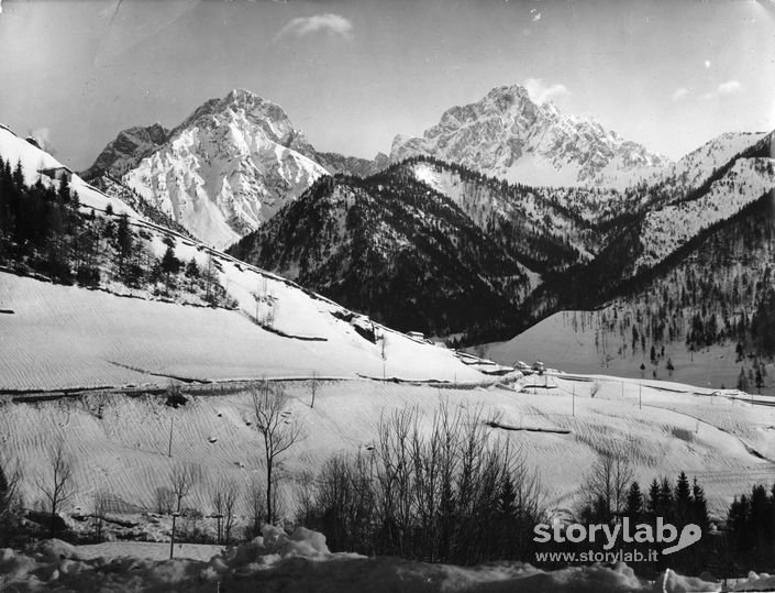 Paesaggio Di Montagna