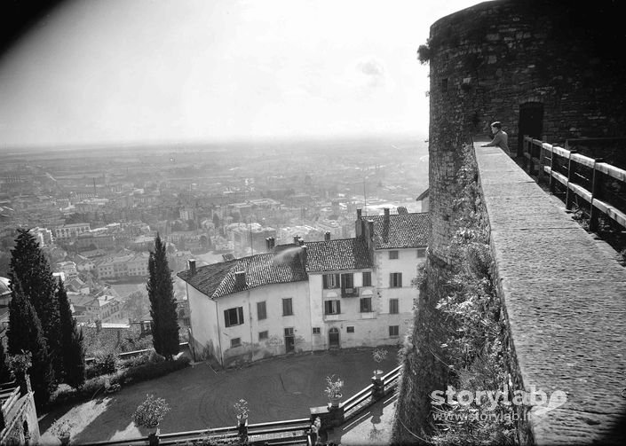 Sguardo Dalla Rocca