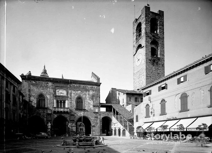 Piazza Vecchia