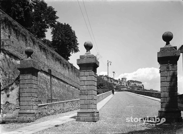 Via Sant'Alessandro