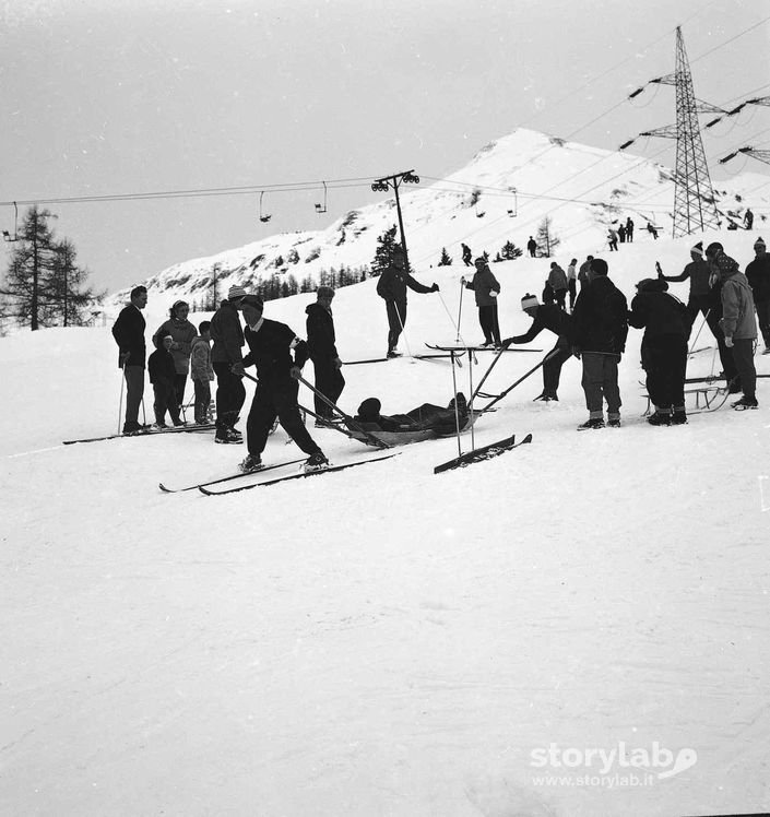 Sciatori Del Soccorso