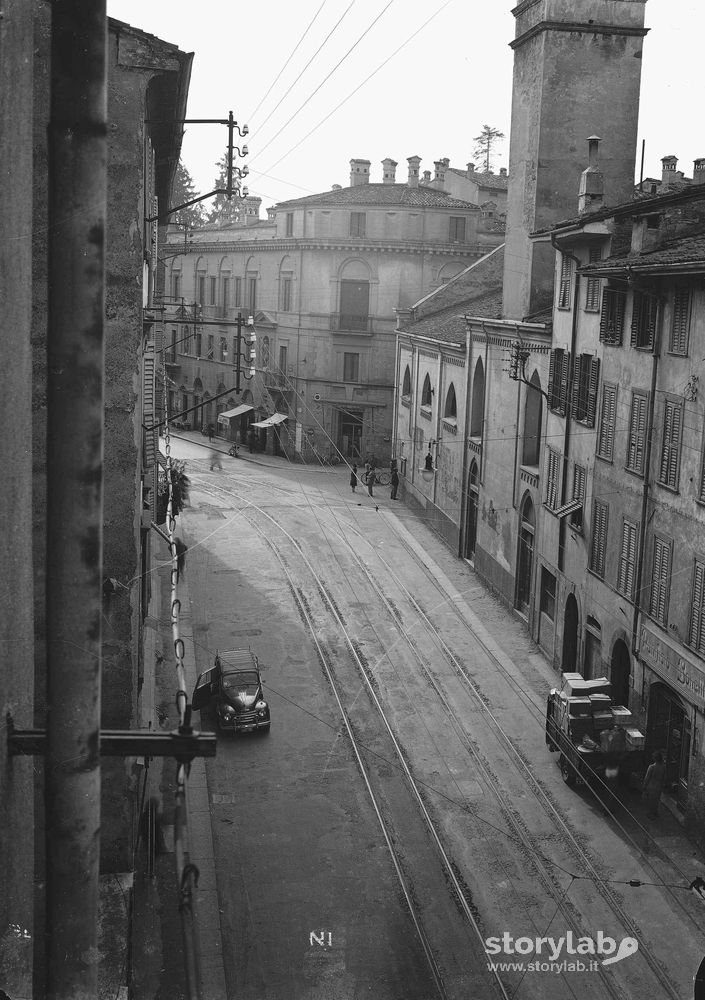 Paesaggio Urbano – Rotaie Del Tram