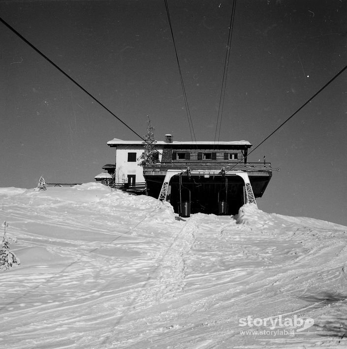 Stazione D'Arrivo Della Cabinovia