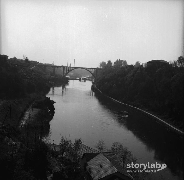 Ponte Sul Fiume Adda