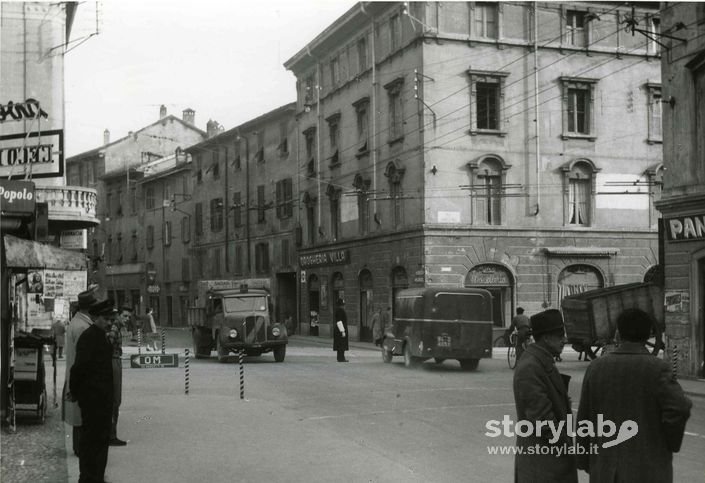 Incrocio Tra Via Mai E Via Borgo Palazzo