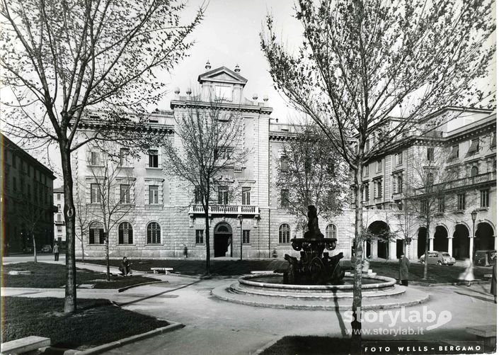 Piazza Dante Alighieri