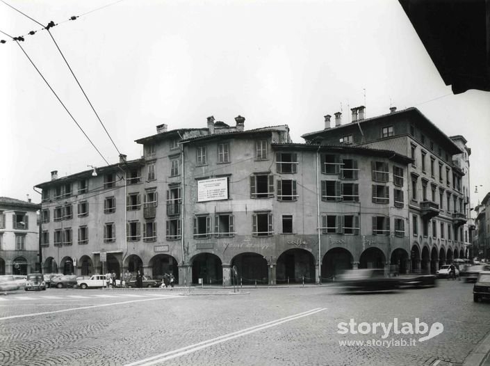 Piazza Pontida