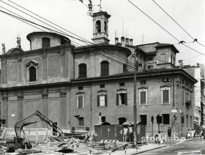 Lavori In Largo Medaglie D’Oro