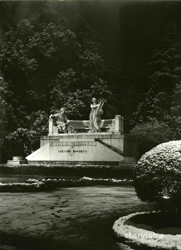 Monumento A Gaetano Donizetti