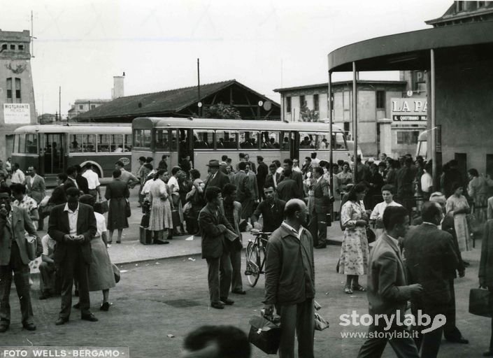 Stazione Autolinee