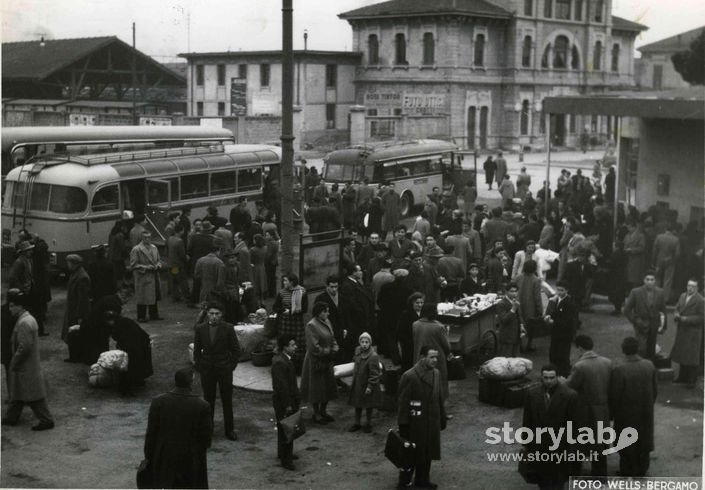 Stazione Autolinee