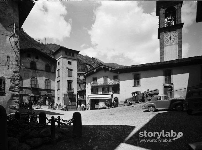 Piazza Dante Di Gromo