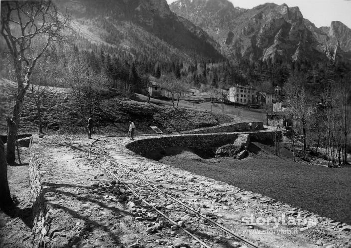 Strada In Costruzione A Piazza Brembana